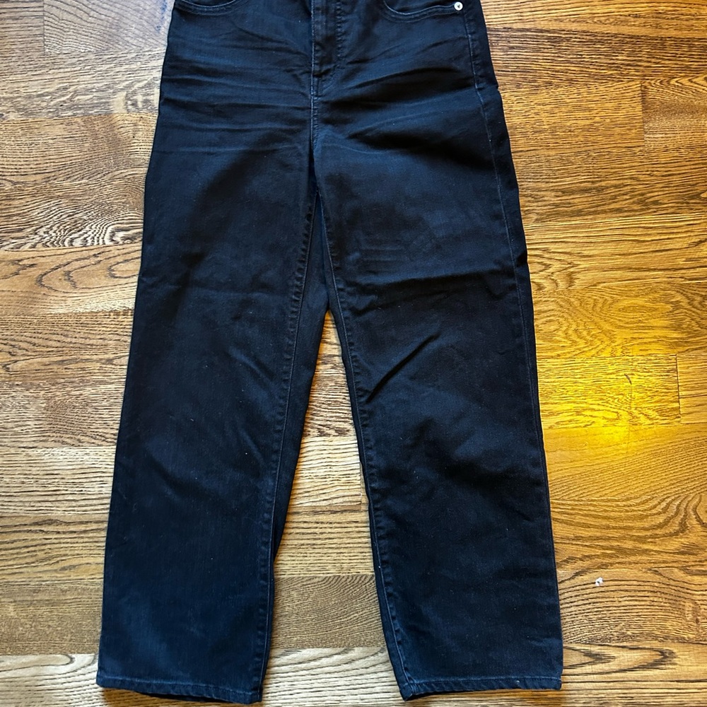 Madewell True Black Jeans: slim wide leg crop.